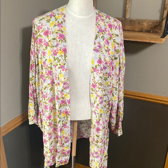 Mystree pink & green Floral Kimono Robe with Belt size m/L - Picture 4 of 10